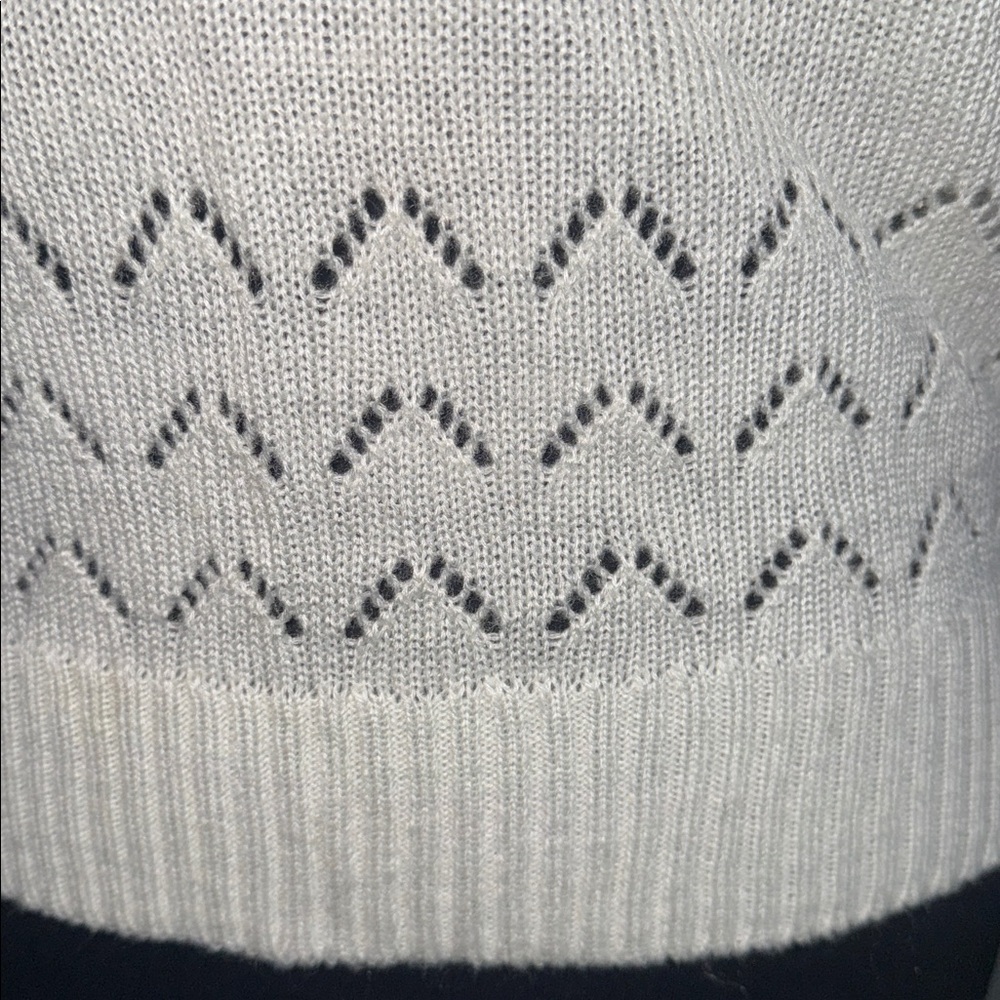 Vintage Cottagecore Embroidered Collared Sweater SZ Medium - Picture 4 of 8